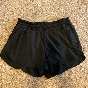 Lululemon tracker short